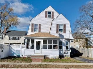 27 Cliffdale Ave, Cranston, RI 02905