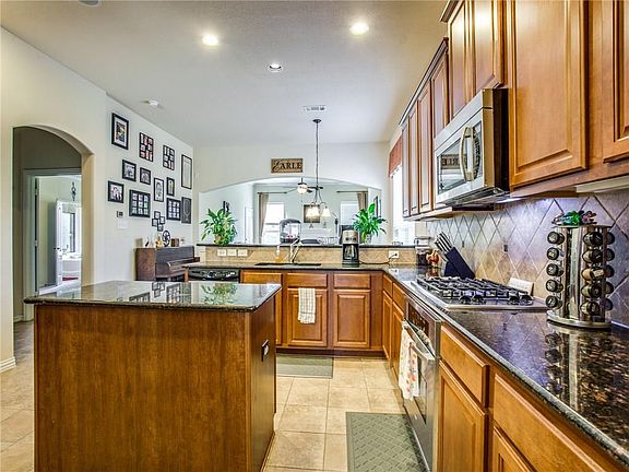 3rd image of 2379 Collin Dr