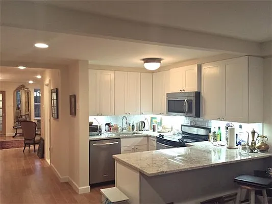 Rented by Maz Group NY | media 4
