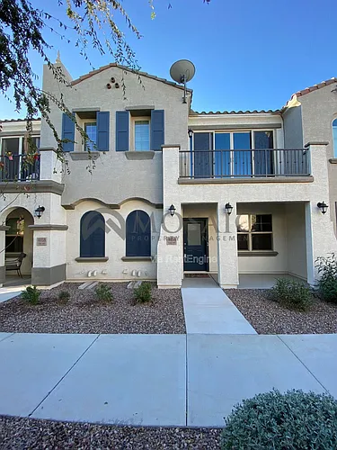 4058 E Erie St #104 Photo 1
