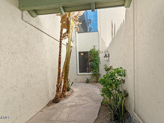 4th image of 77 E MISSOURI Avenue #67