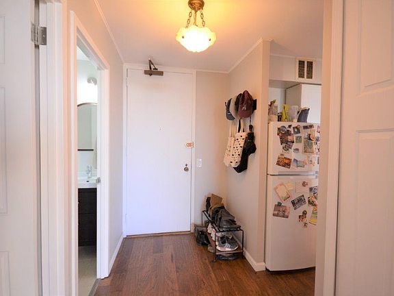3rd image of 2500 N Lakeview Ave APT 1003