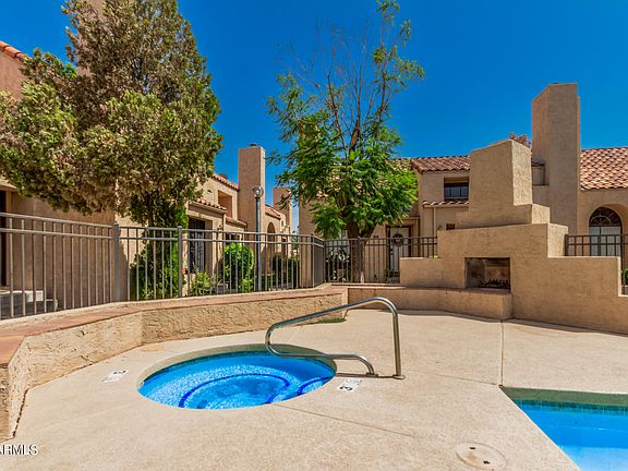 3rd image of 1025 E HIGHLAND Avenue #34