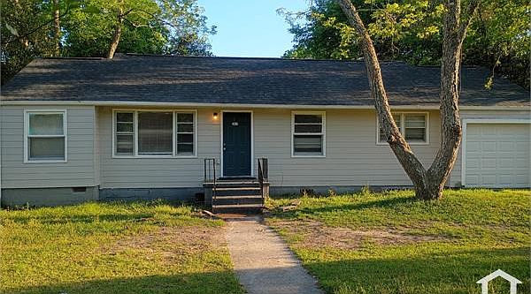 1st image of 2813 Skyline Dr