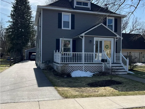 2 Orchard St, Marcellus, NY 13108