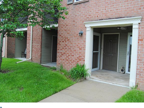2nd image of 15 Hastings Dr
