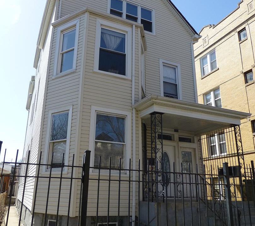 1st image of 3553 W Lyndale St
