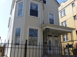 3553 W Lyndale St, Chicago, IL 60647