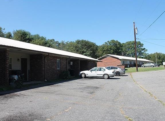 3rd image of 111/114/126 Farmside Dr