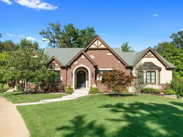 17 Ladue Mnr, Saint Louis, MO 63124
