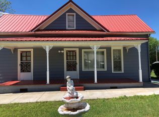 113 N 11th St, Sanford, NC 27330