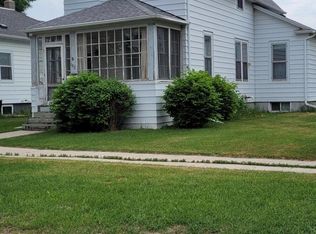 602 1st Ave NE, East Grand Forks, MN 56721