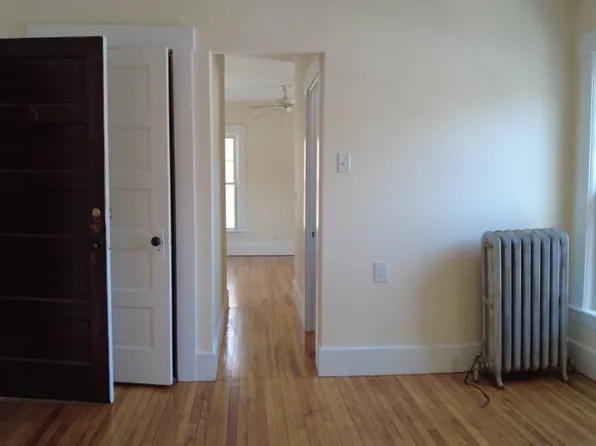 12 E Main St #5A, Southborough, MA 01772