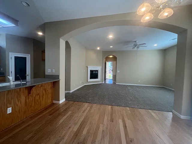Building Photo - 427 Sea Cove Dr