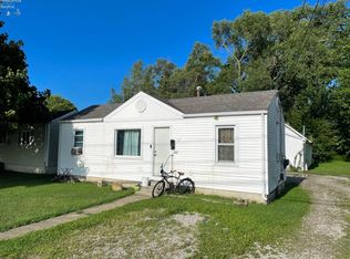558 Southwest St, Bellevue, OH 44811