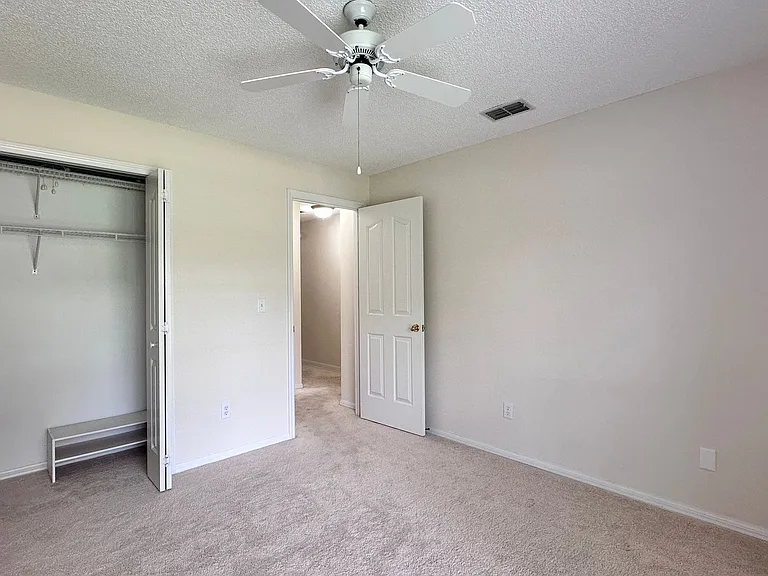 7468 Aprelle Dr — Photo 16