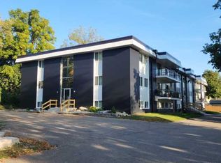 750 Pleasant Ave APT 303, Kalamazoo, MI 49008