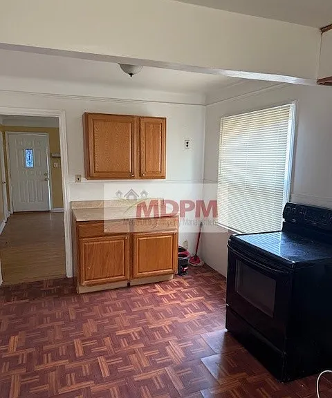 18262 Harlow St — Photo 3