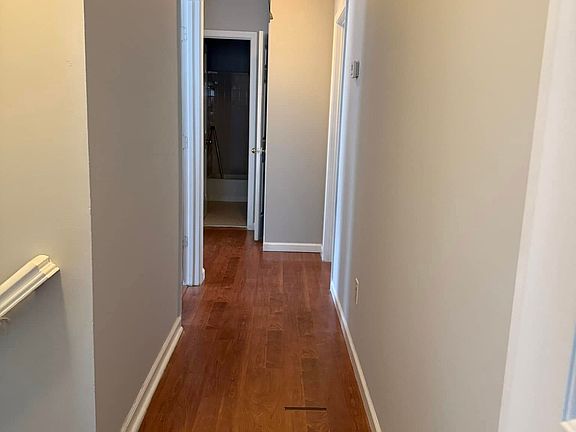 3rd image of 3631 Stillwood Dr