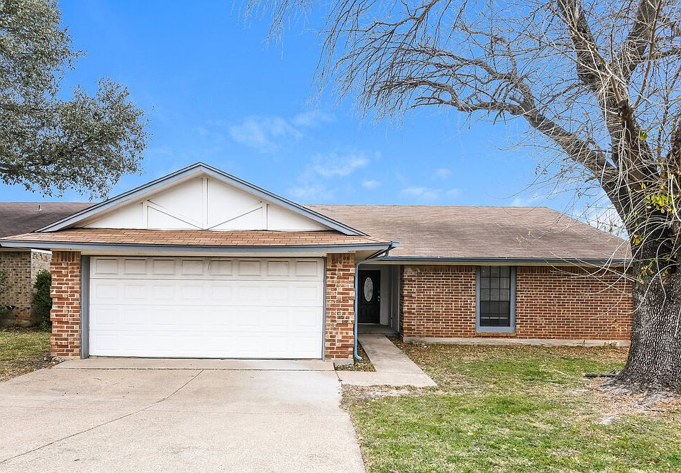 1st image of 2854 Southpark Ln