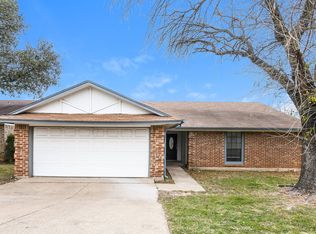 2854 Southpark Ln, Fort Worth, TX 76133