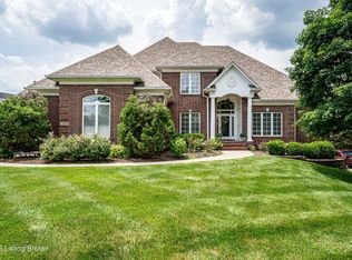 15018 Forest Oaks Dr, Louisville, KY 40245