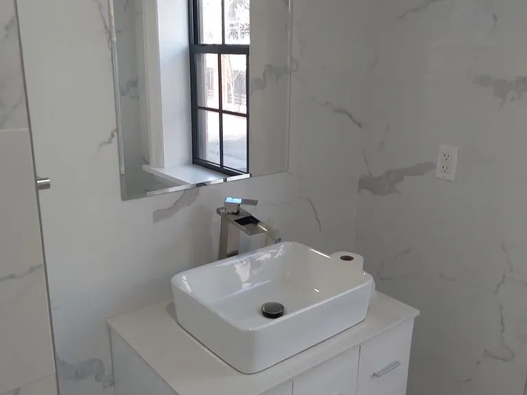140 Hamilton St — Photo 4