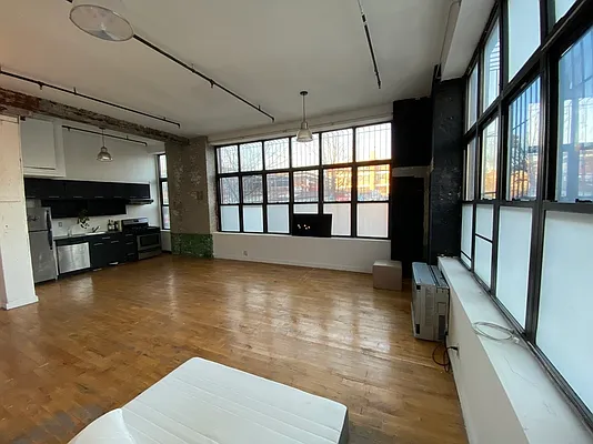 Rented by Garden Management | media 33