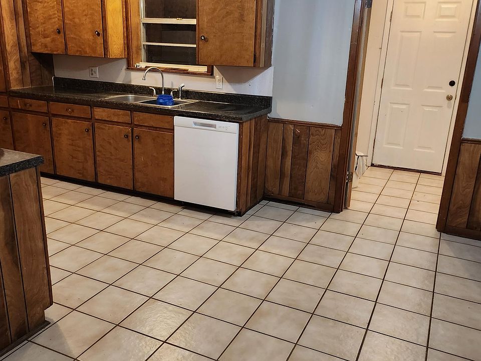 1st image of 804 Fleetwood St #804
