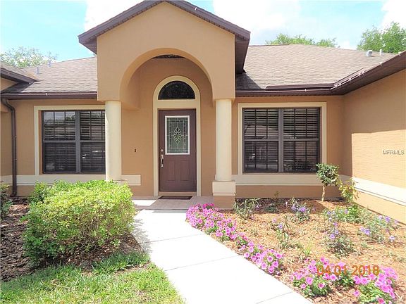 2nd image of 1027 Oak Landing Dr
