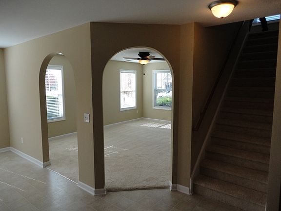 5th image of 714 Blue Lake Dr