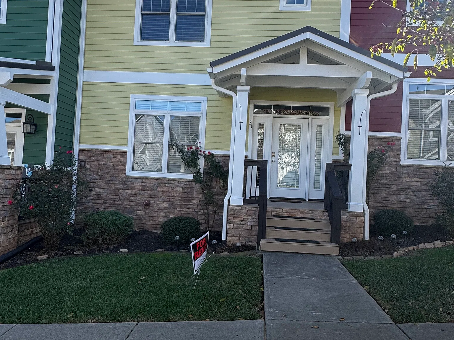 2 bed, 2.5 bath, 1494 sqft, $2,450 — Photo 1