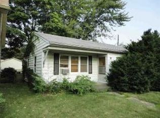 818 Indian Rd, Davenport, IA 52802