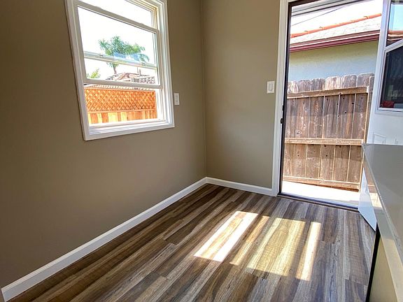 5th image of 4447 Felton St