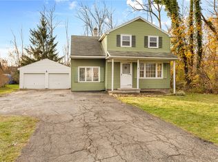 753 Webster Rd, Webster, NY 14580