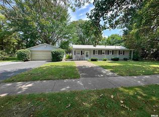 1783 Florence Ave, Galesburg, IL 61401