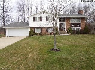 428 Earl Dr NW, Warren, OH 44483