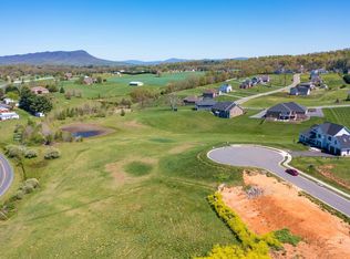 Claybrook Ct, Harrisonburg, VA 22801