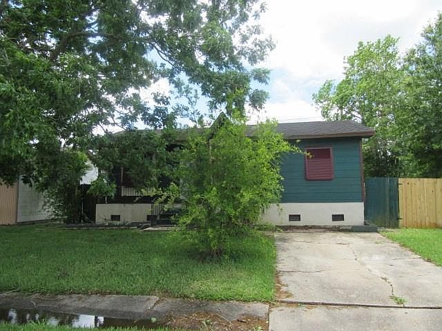 2nd image of 136 Morgan Ct