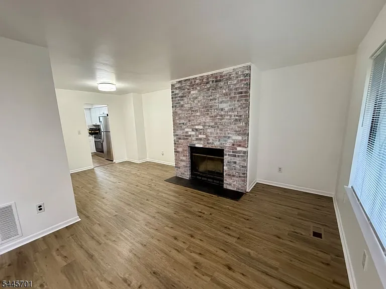 125 Riva Dr — Photo 7