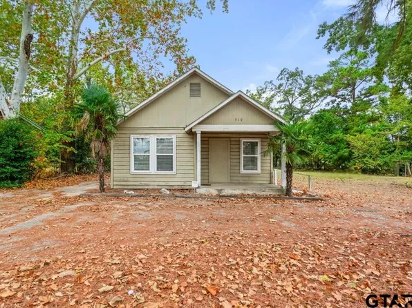 510 N Main St #69, Lindale, TX 75771