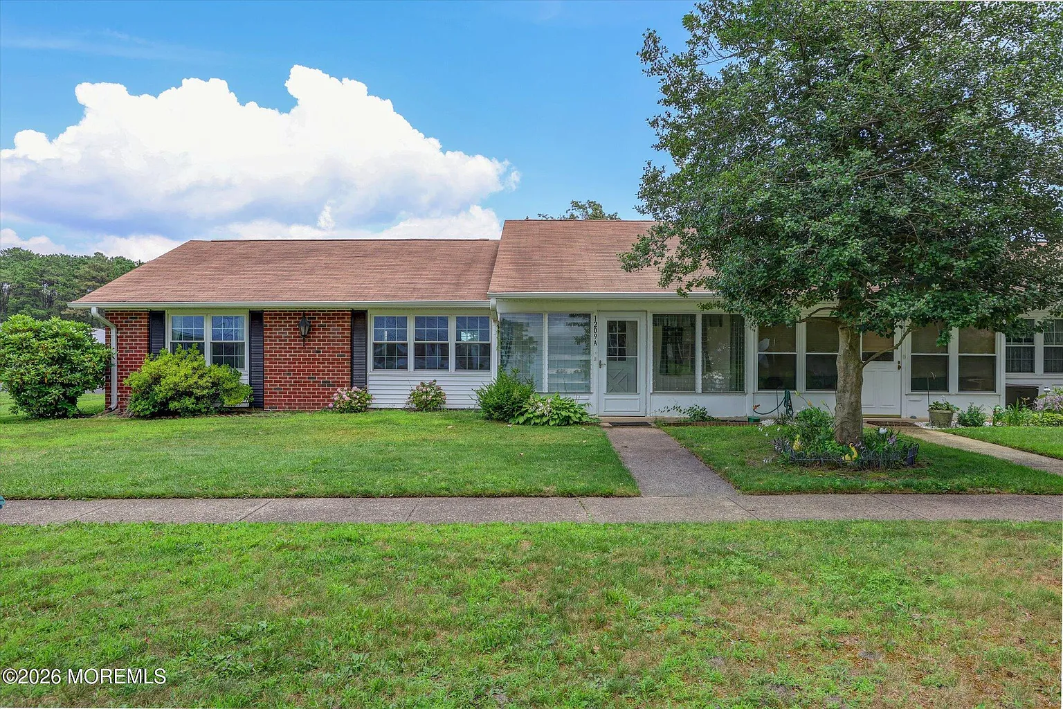 1209A Shetland Drive photo 1