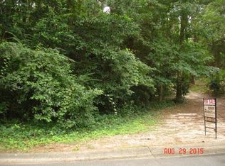 1006 Cherokee Rd, Perry, GA 31069