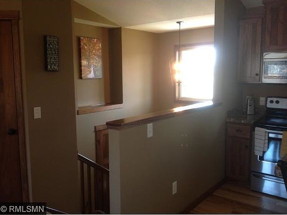 3rd image of 15384 Wintergreen St NW
