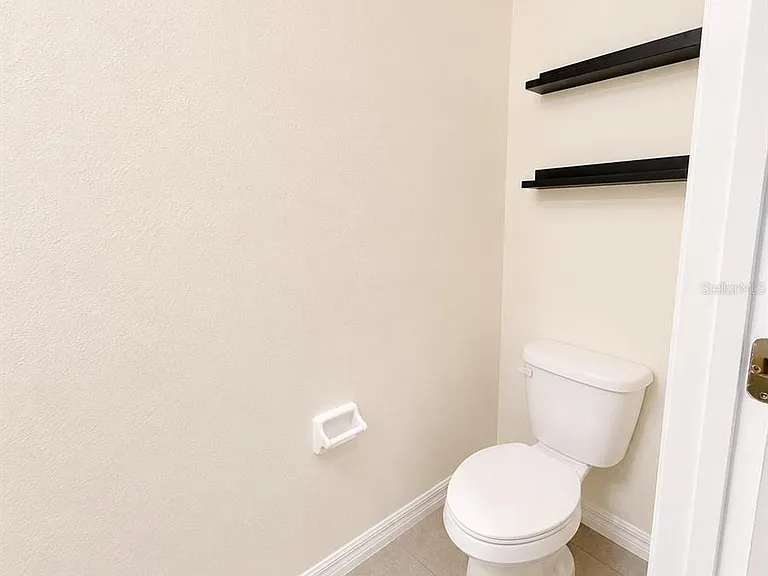 809 Lucent Sands Ct — Photo 6