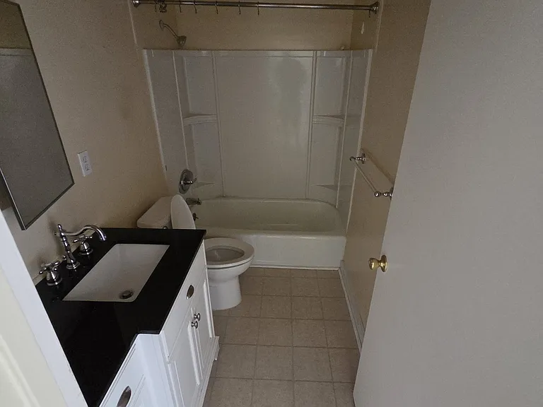1029 Magnolia St #D — Photo 10