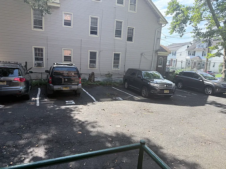 716 Sanford Ave #A — Photo 18