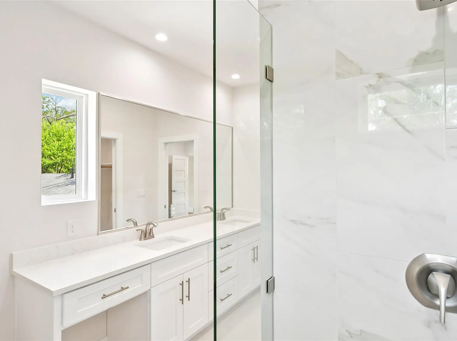 3 bed, 2.5 bath, 1752 sqft, $2,800 — Photo 1