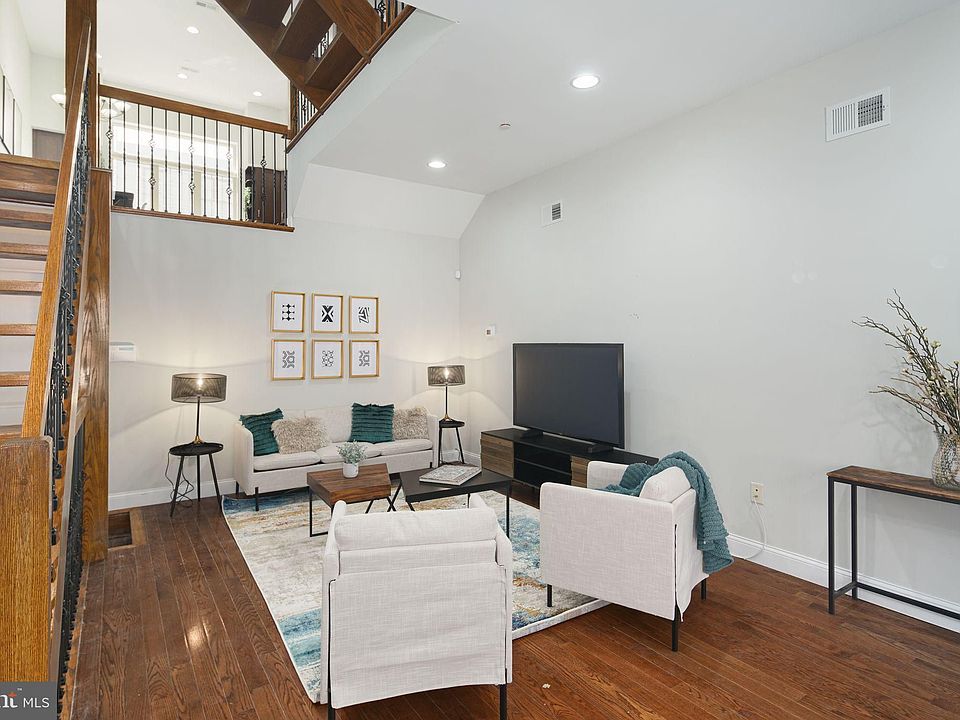 1st image of 1810 Ginnodo St
