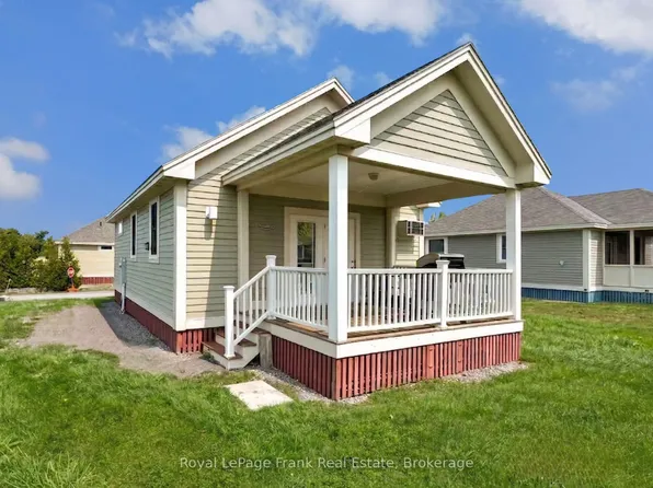 11 Butternut Ln #52, Prince Edward County, ON K0K 1P0